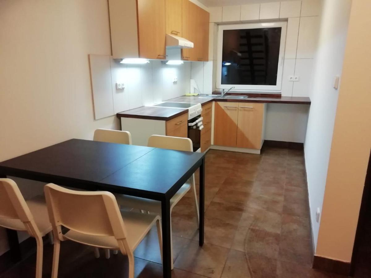 Apartmany Vinarstvi Klucov Lstibor Eksteriør billede
