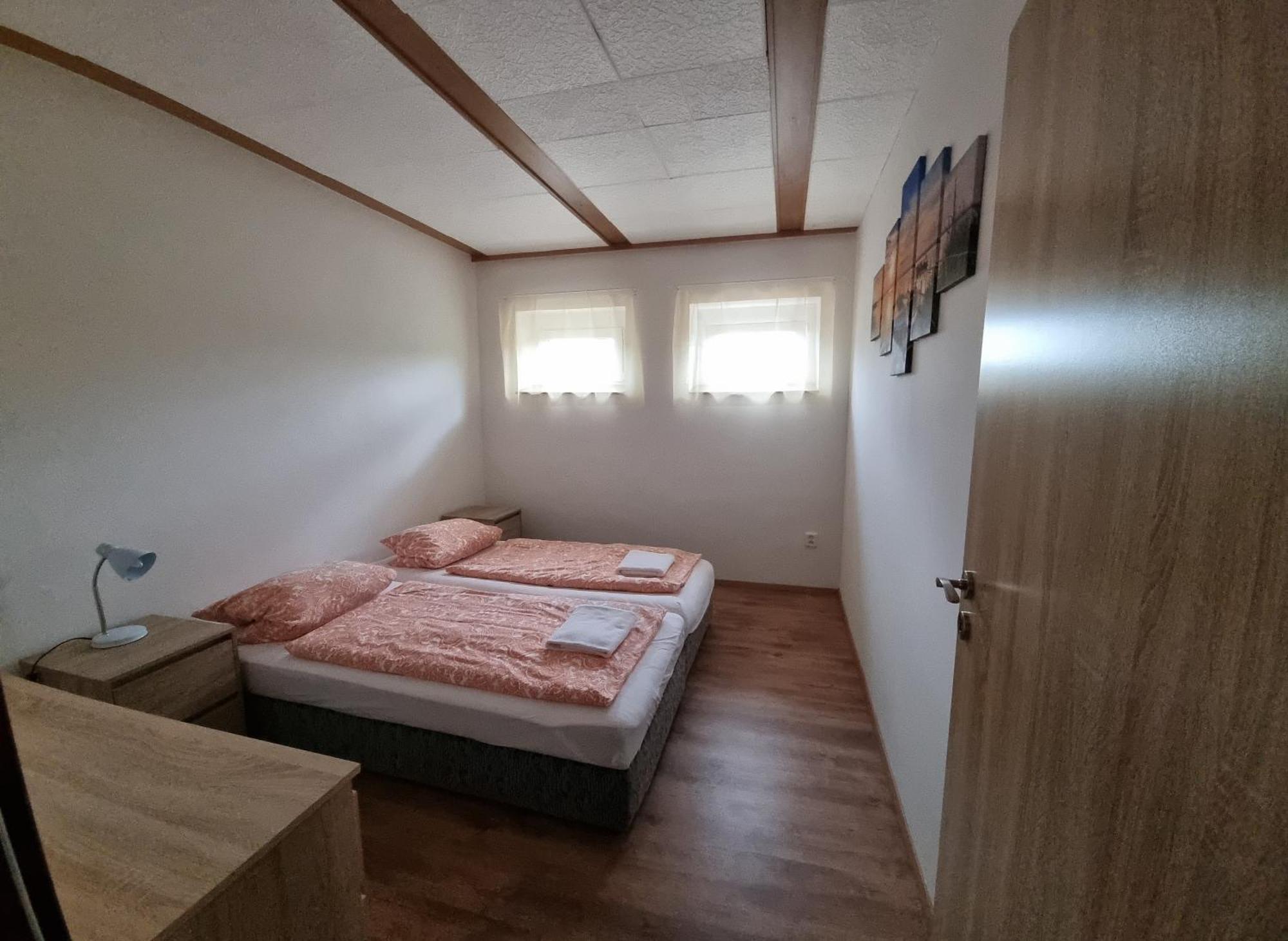 Apartmany Vinarstvi Klucov Lstibor Eksteriør billede